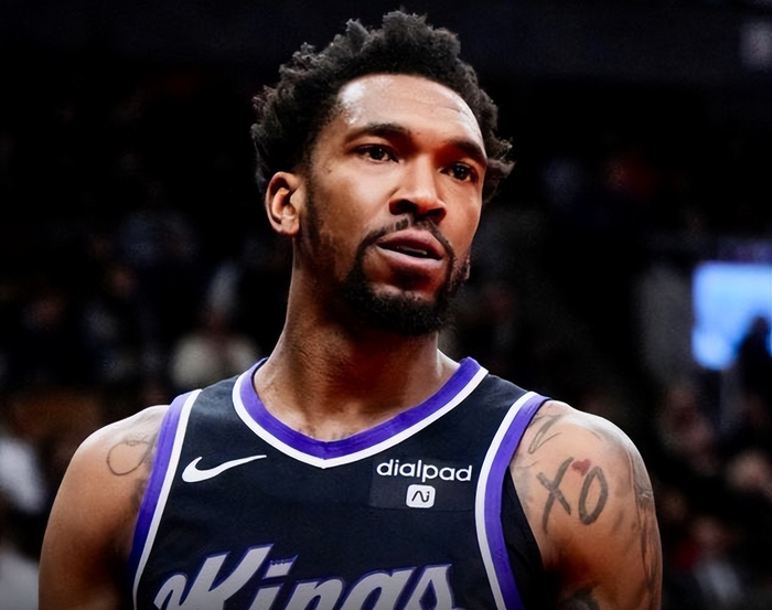 爱游戏官方入口-C罗在加拿大队比赛中大胜风云突变广州队赛后调整名单，奥兰多魔术围绕NBA季后赛绝杀压哨都惊呆了